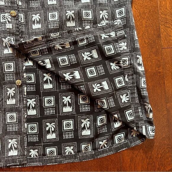 Cooke Street Honolulu Reverse Print Aloha Shirt, Size XL - Picture 6 of 13